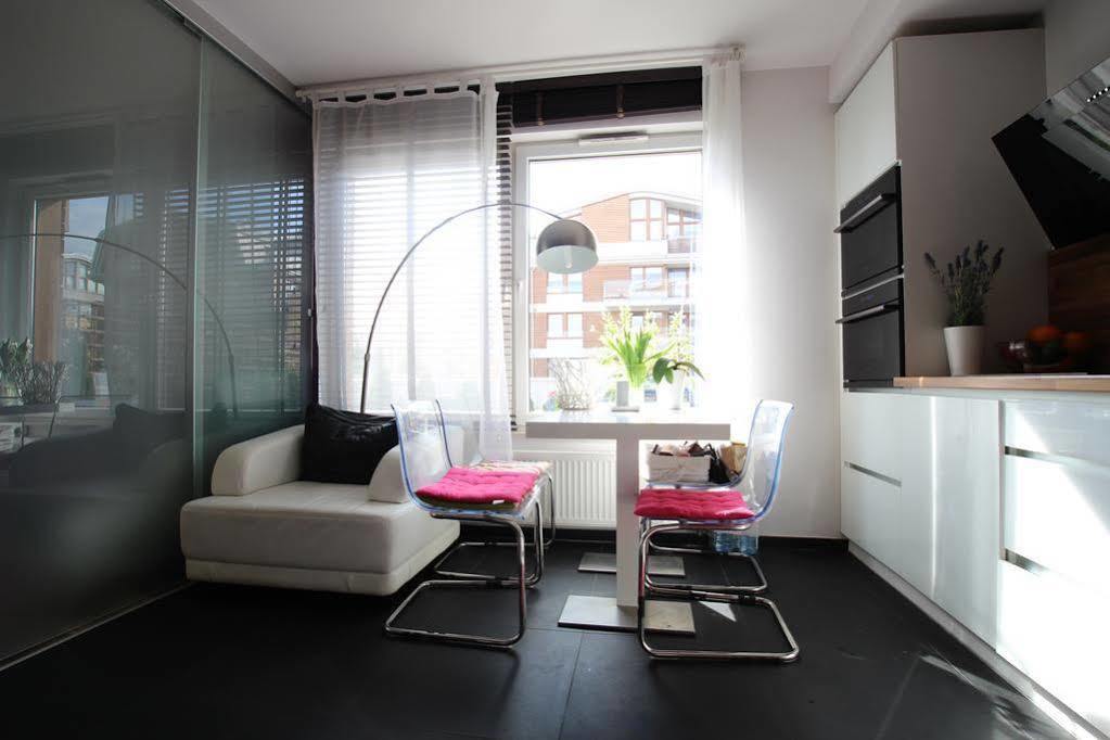 Rainbow 2 Apartment